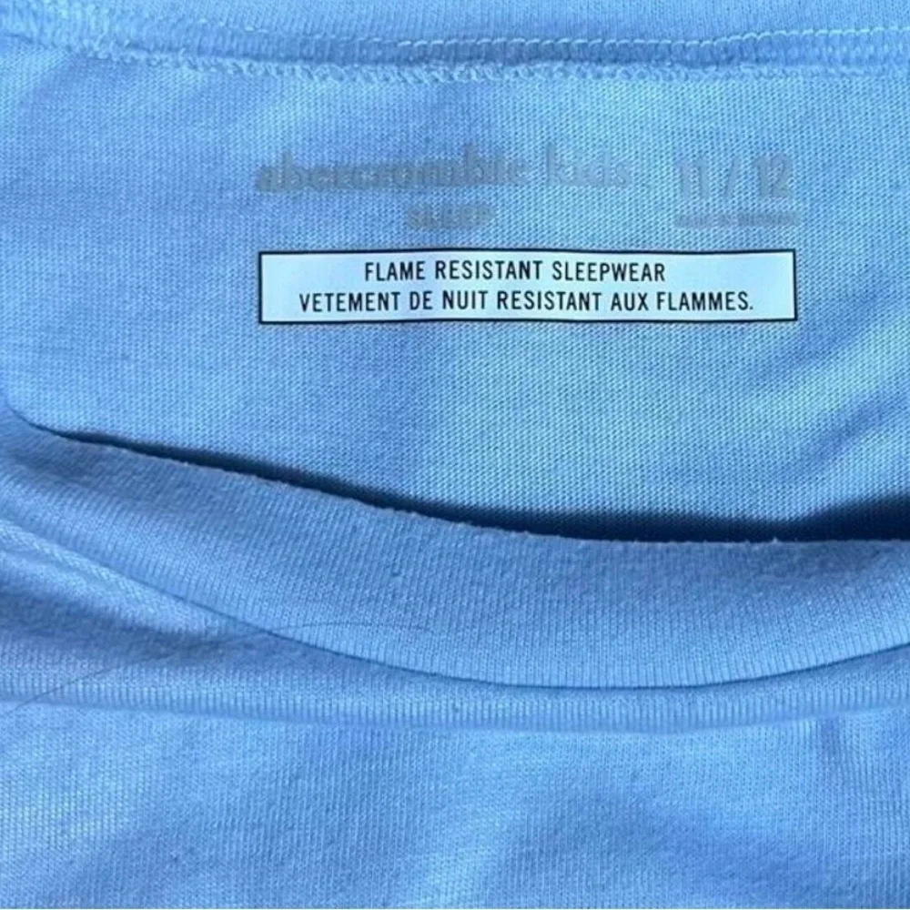 Abercrombie Kids Light Blue Tee Sleep Size 11/12